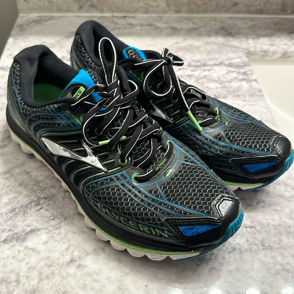Brooks Black and Blue Athletic Shoes